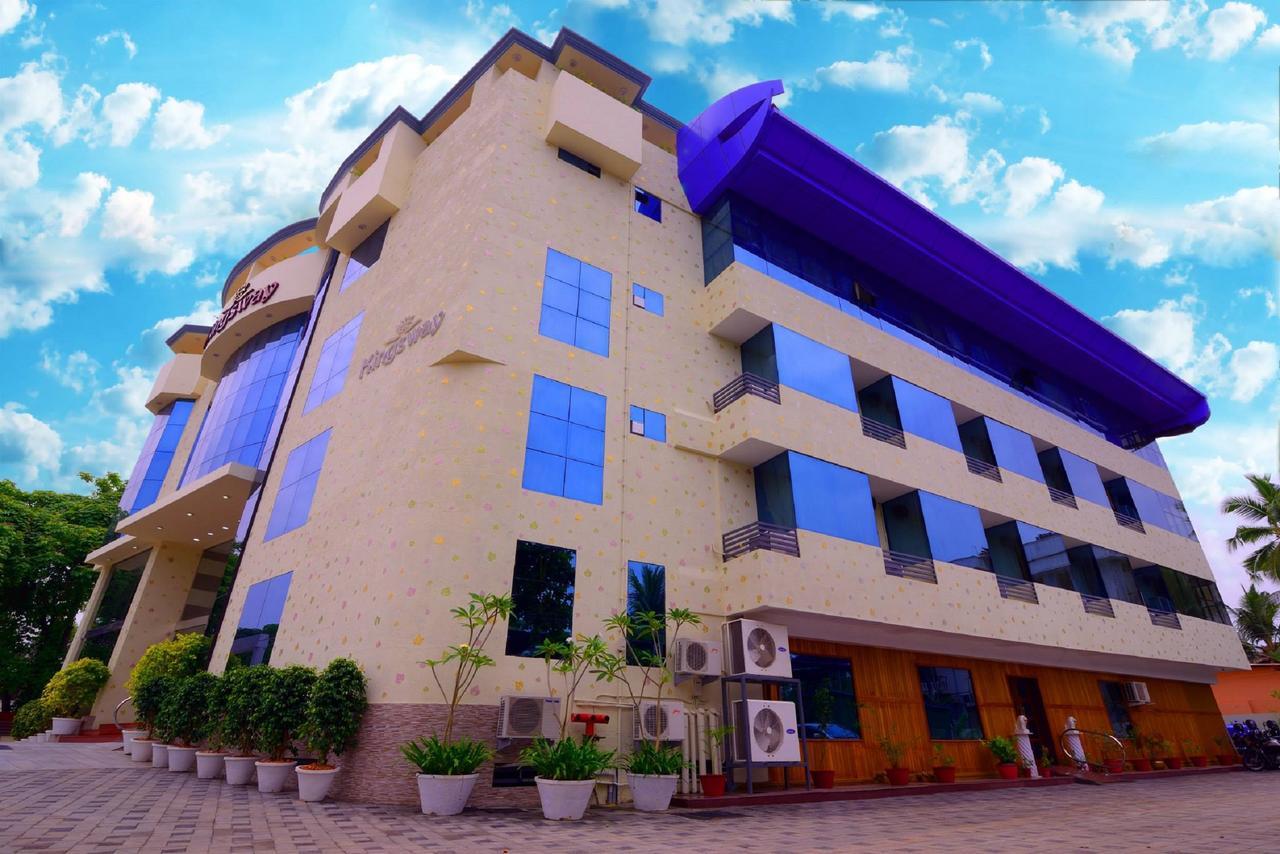Hotel Sps Kingsway Thiruvananthapuram Zewnętrze zdjęcie