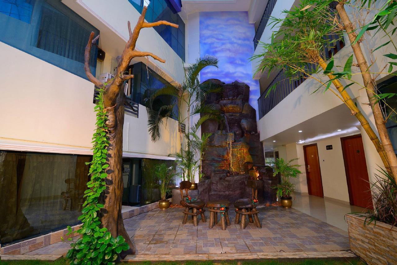 Hotel Sps Kingsway Thiruvananthapuram Zewnętrze zdjęcie